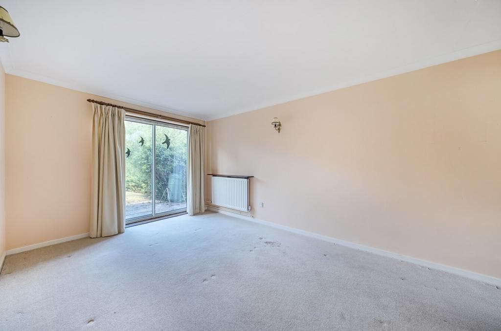 Overbury Avenue, Berkshire RG41 - Image 4
