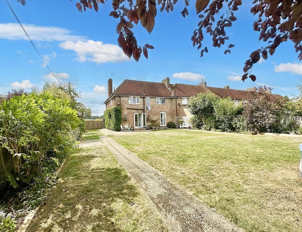 Shenleybury, Shenley, WD7 - Image 1