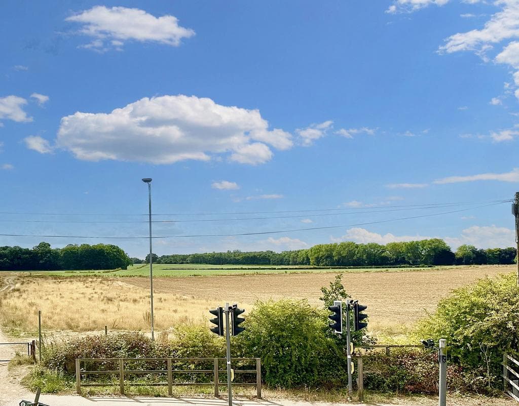 Shenleybury, Shenley, WD7 - Image 3