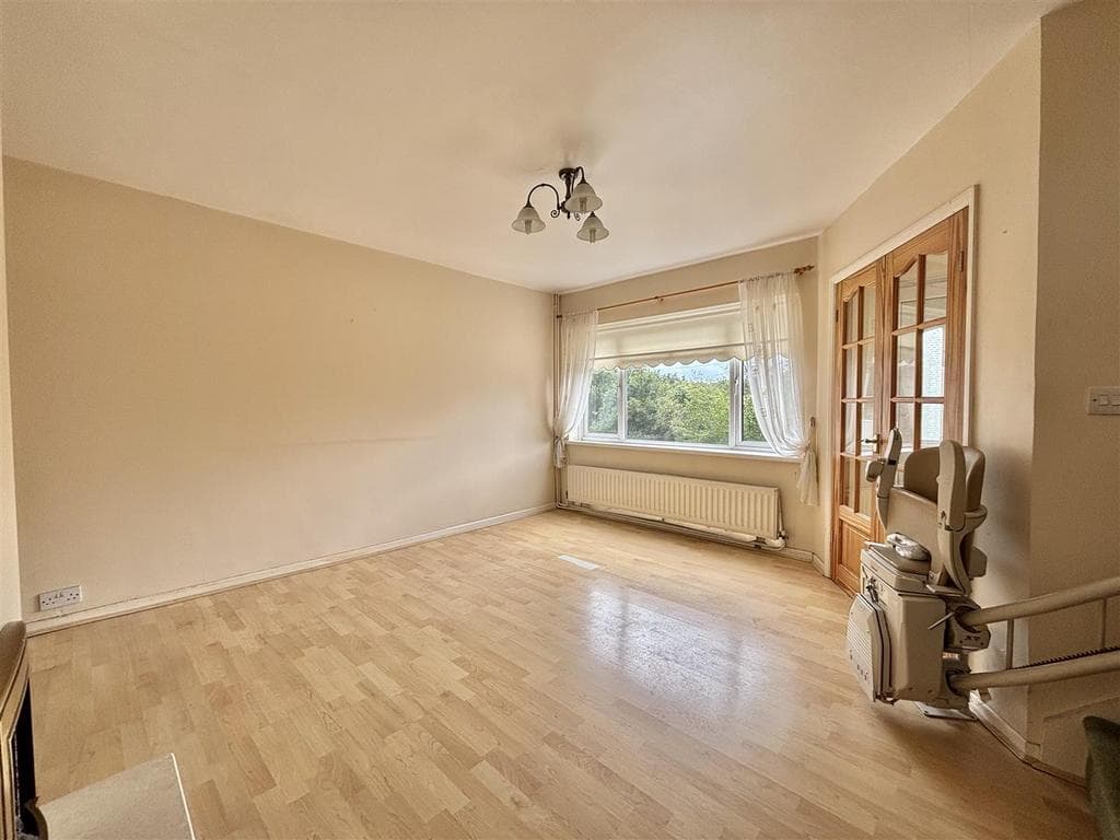 Oakdene, Killay, Swansea - Image 3