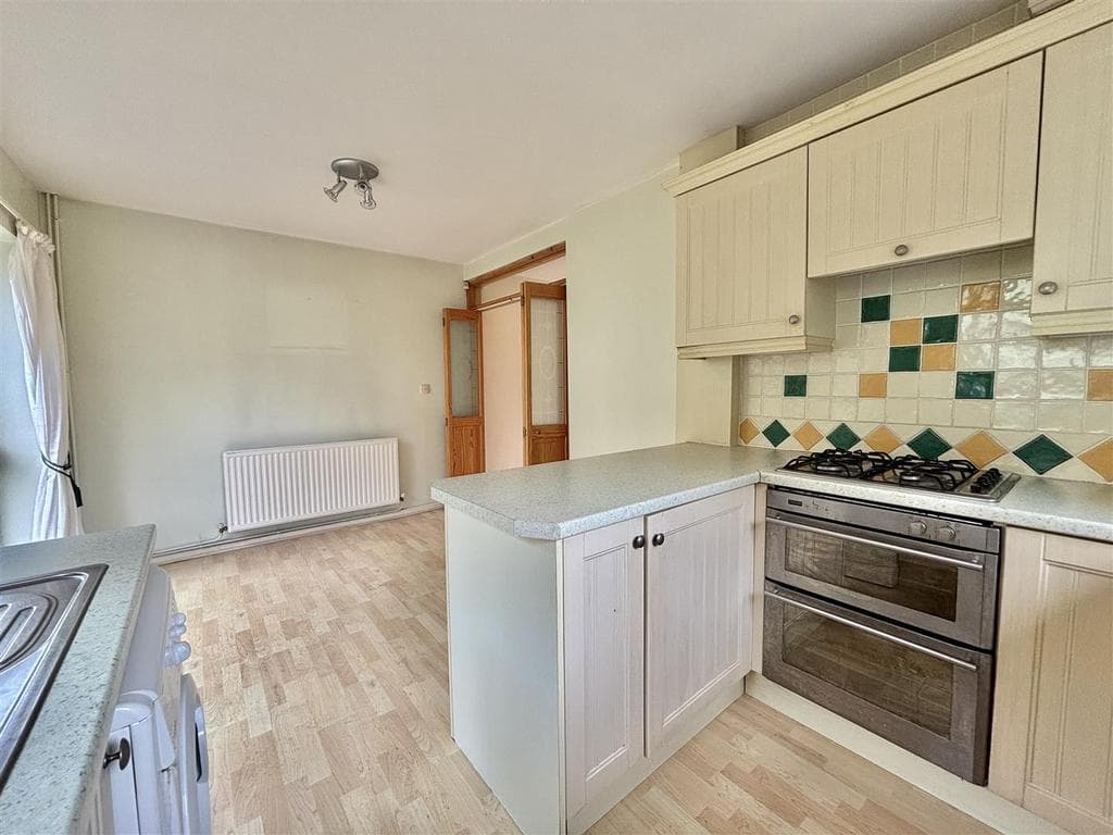 Oakdene, Killay, Swansea - Image 4
