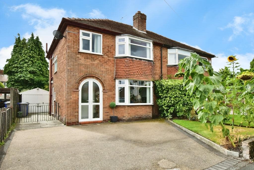 Tulip Drive, Altrincham WA15 - Image 1
