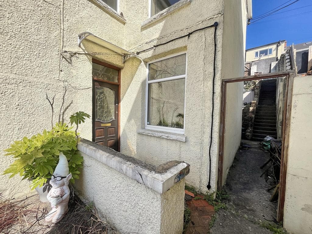 Tyntyla Road, Pentre CF41 - Image 5