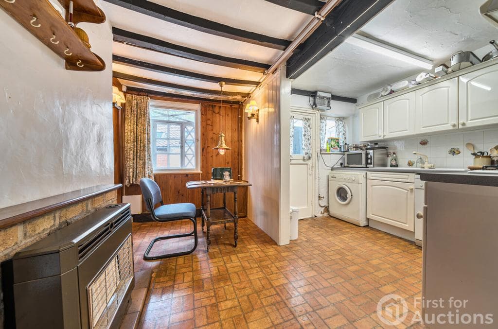 Mansfield Road, Nottingham, Nottinghamshire - Image 3