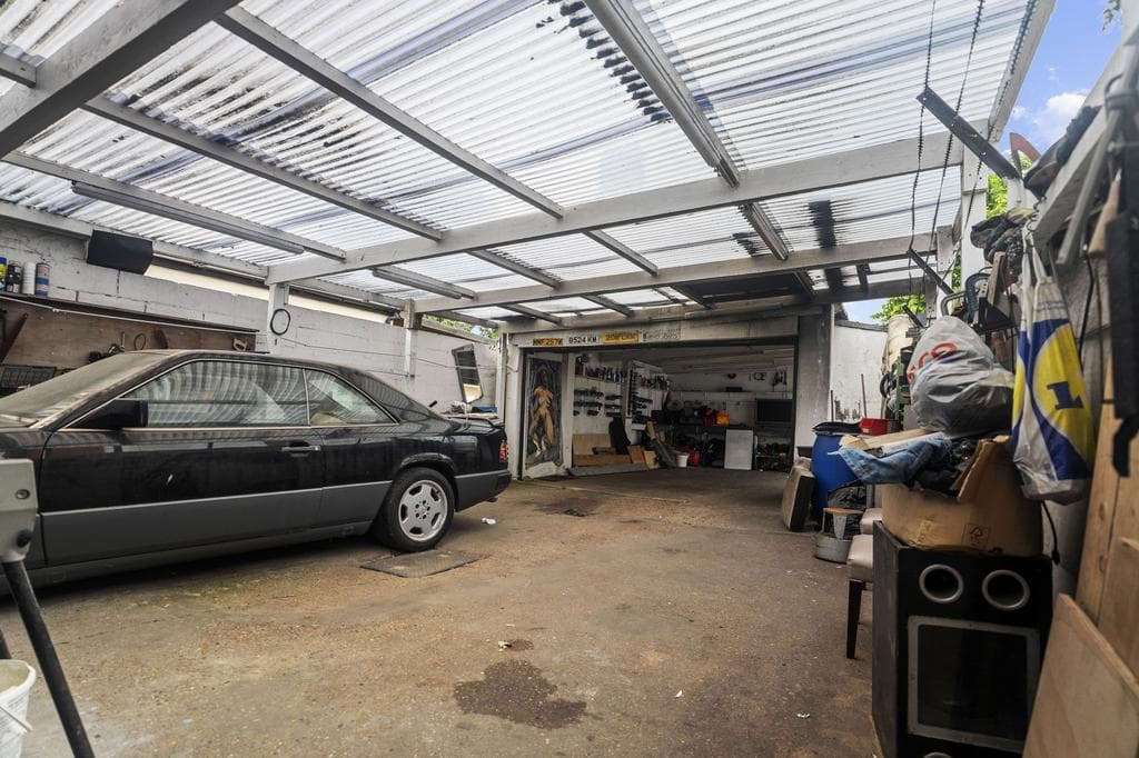42 Thornton Road, Croydon, Surrey, united kingdom, cr7 6ba - Image 2