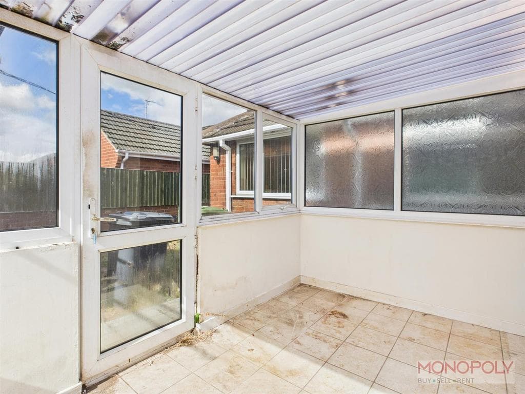 Clarendon Avenue, Wrexham - Image 5
