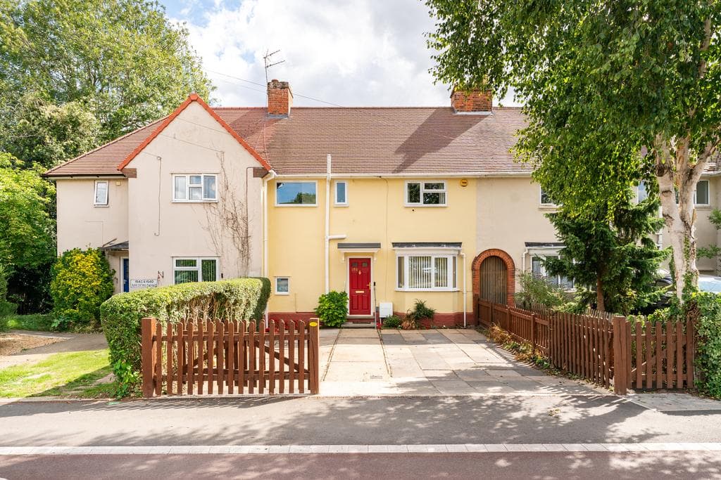 Milton Road, Cambridge, Cambridgeshire - Image 1