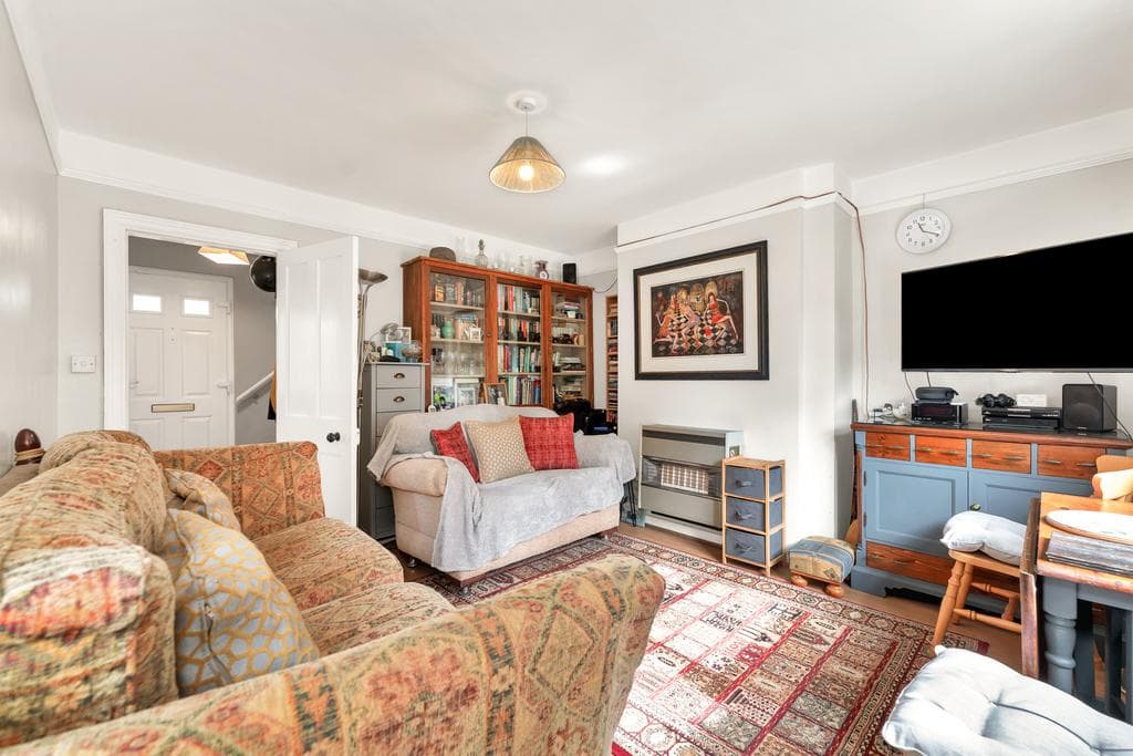 Milton Road, Cambridge, Cambridgeshire - Image 3