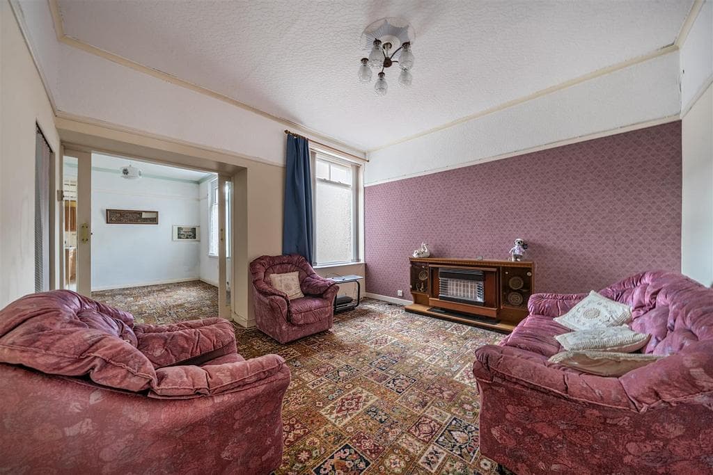 Elgin Street, Manselton, Swansea - Image 4