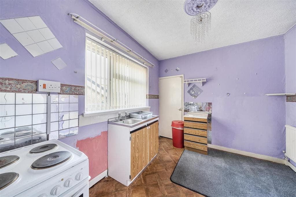 Aberdyberthi Street, Hafod, Swansea - Image 4