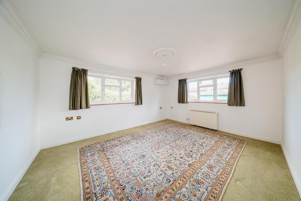 Waterworks Road, Trowbridge - Image 3