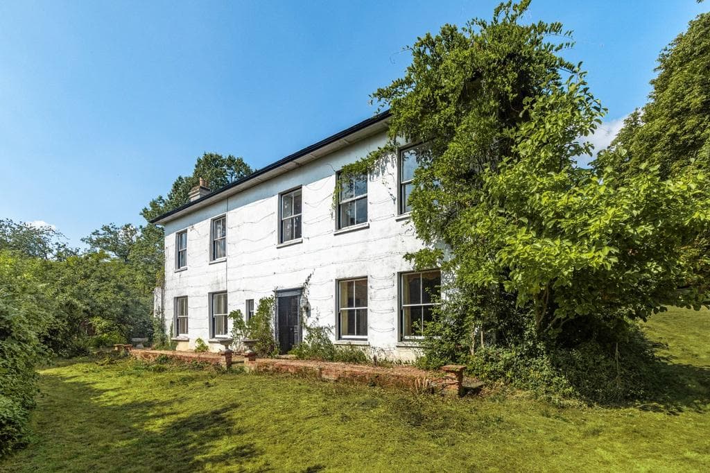 View property at Tower Road, Coleshill, Amersham, Buckinghamshire