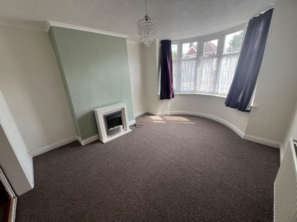 35 Windsor Grove, Wordsley, Stourbridge, DY8 5AQ - Image 3