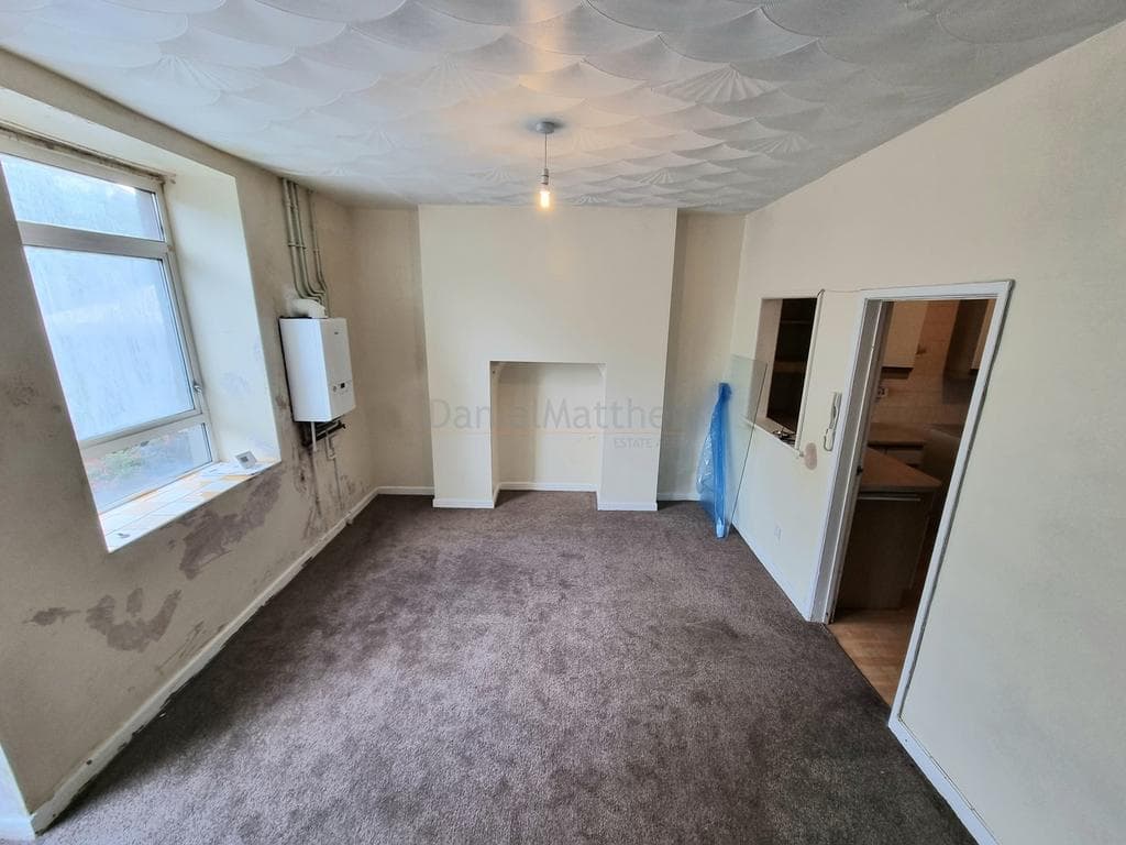 Dunraven Place, Ogmore Vale, Bridgend County. CF32 7ET - Image 3
