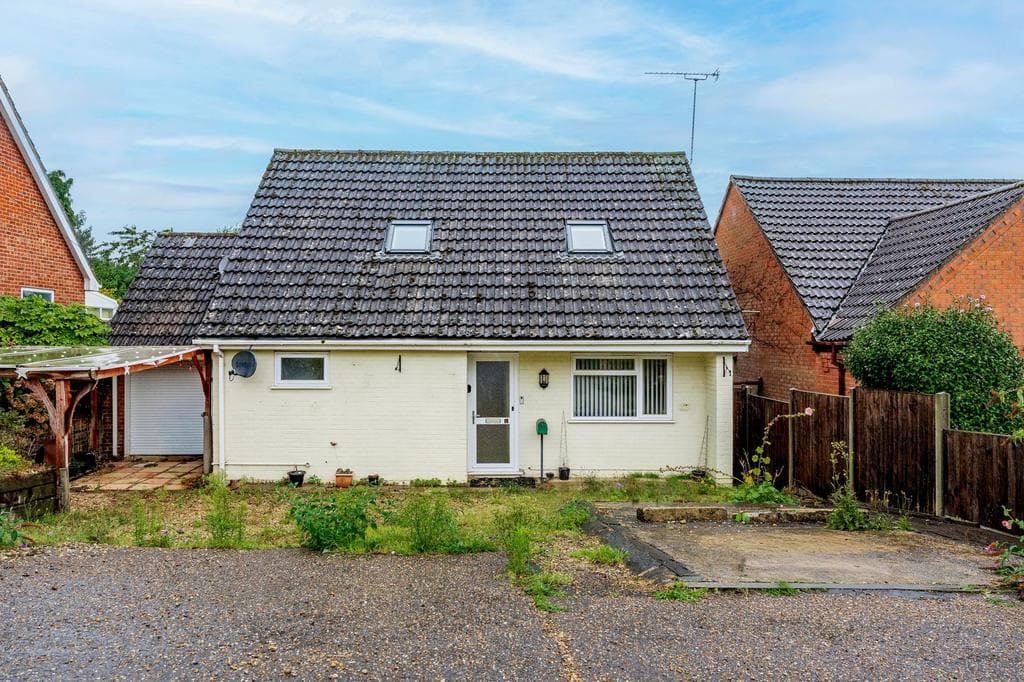 View property at Valley View Crescent, Norwich