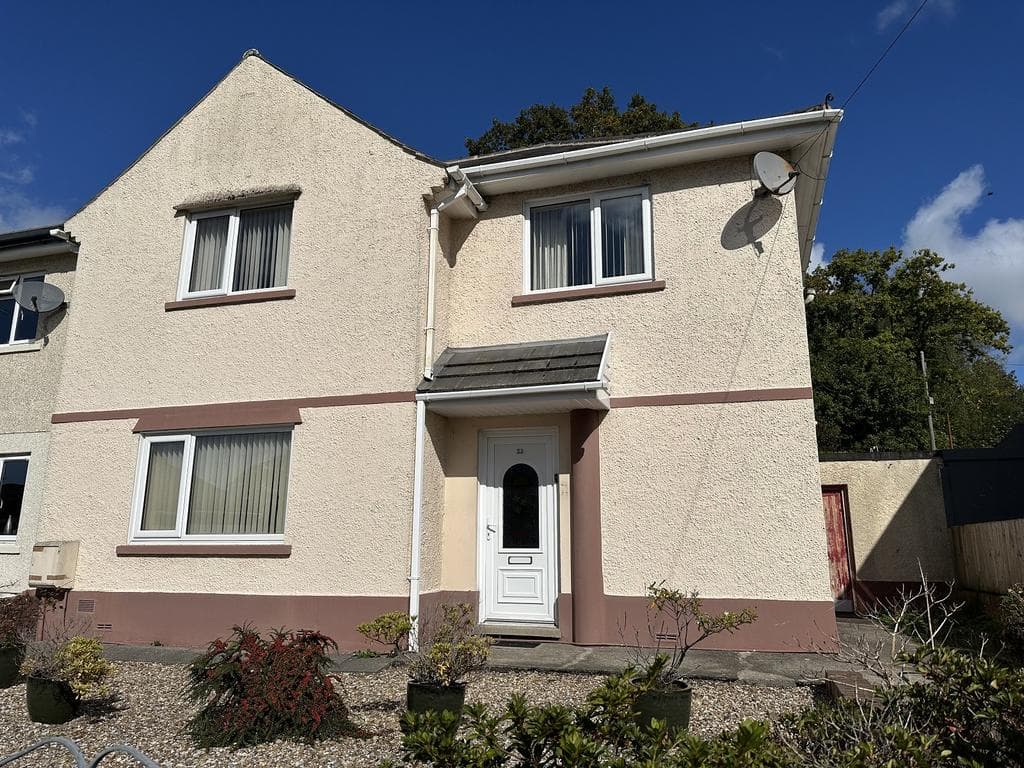 View property at Gyrnosfa, lower cwmtwrch, swansea.