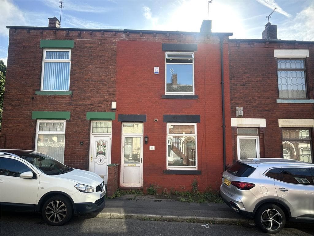 View property at Vine Street, Chadderton, Oldham, Greater Manchester, OL9