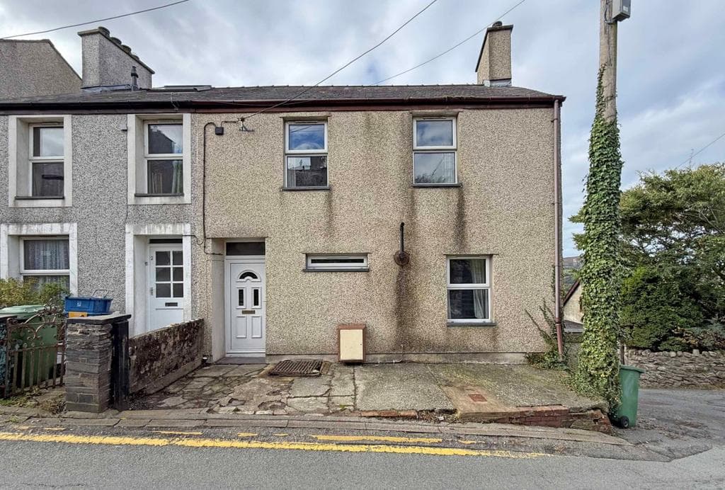 View property at Gerlan Road, Gerlan, Bethesda, Bangor, LL57