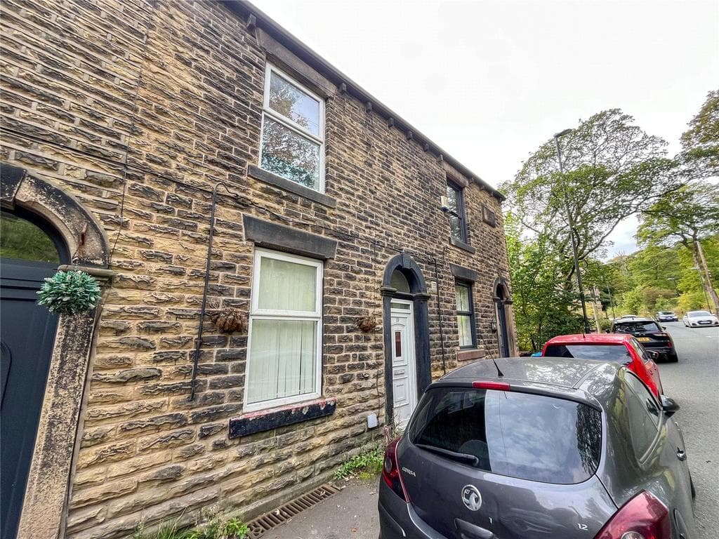 View property at Oldham Road, Delph, Saddleworth, OL3