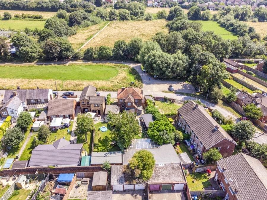 North Town Moor, Maidenhead, Berkshire, SL6 - Image 8