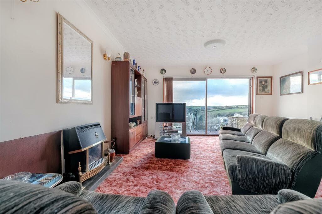 Home For Modernisation, Large Plot, Gweek - Image 5