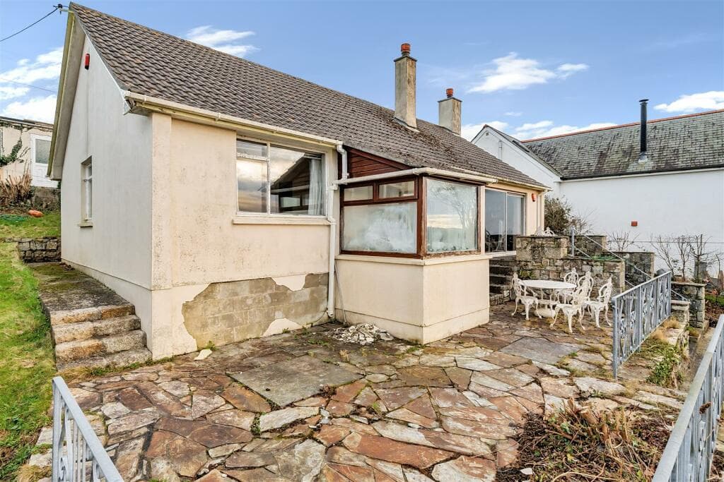 Home For Modernisation, Large Plot, Gweek - Image 9
