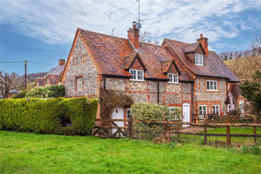 Turville, Henley-on-Thames, Oxfordshire, RG9 - Image 11