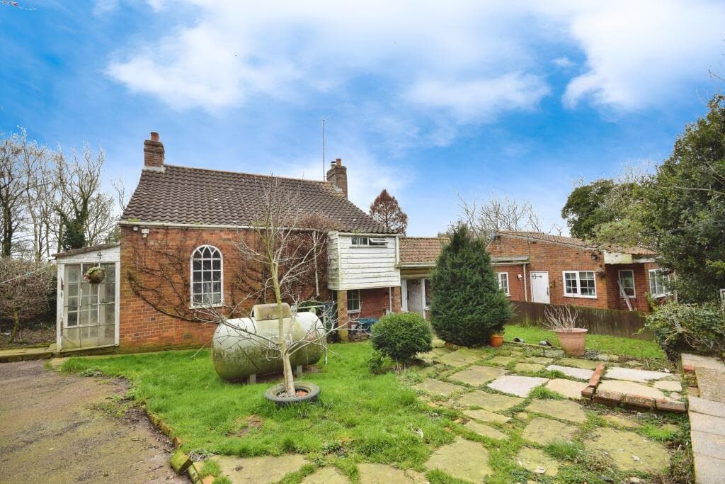 Boston Road, West Keal, Spilsby, PE23 - Image 1