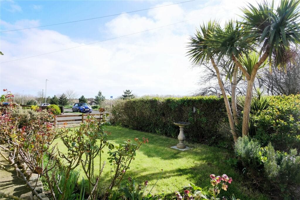 Youlgrave Avenue, Sutton-on-Sea, Mablethorpe, Lincolnshire, LN12 - Image 11
