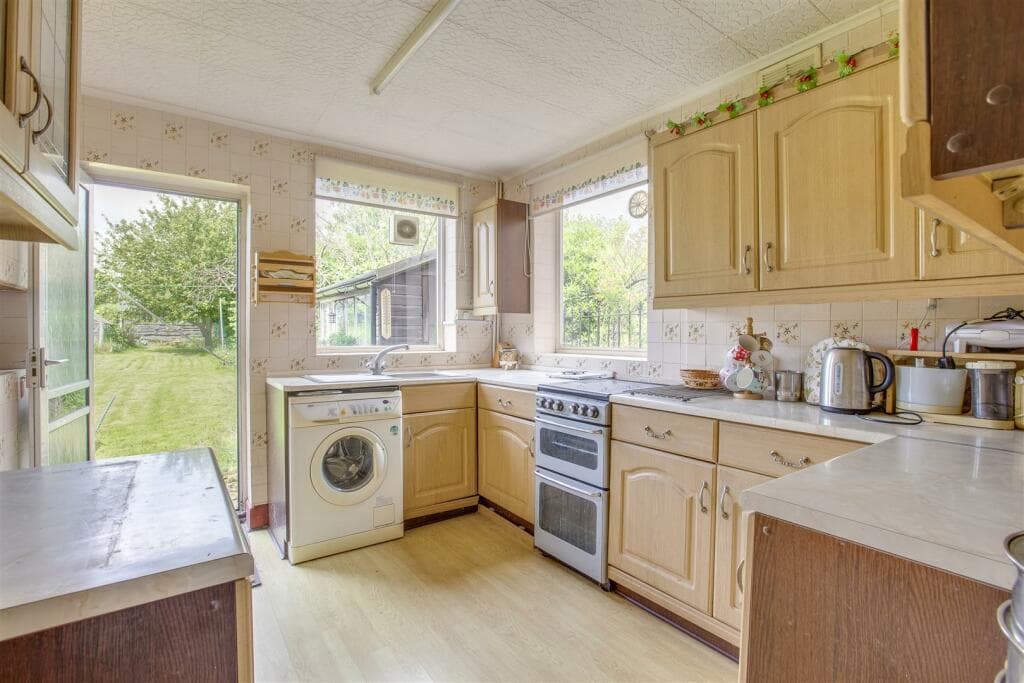 Cressex Road, High Wycombe - Image 4