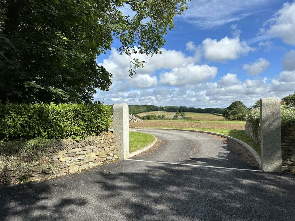 King Harry Road, Feock - Image 3