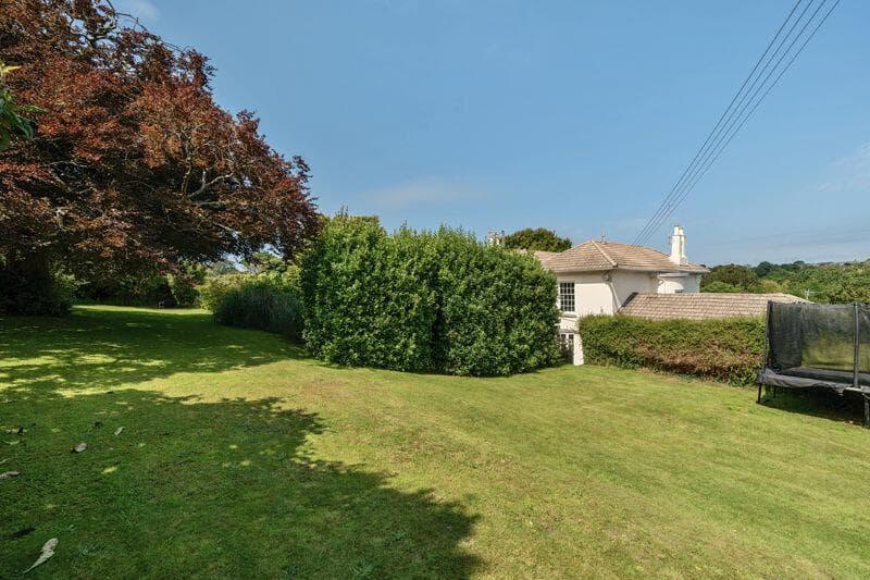 Millpond Avenue, Hayle - Image 8