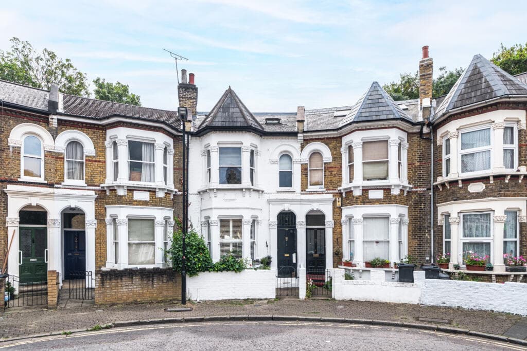 Listria Park, Stoke Newington, N16 - Image 3
