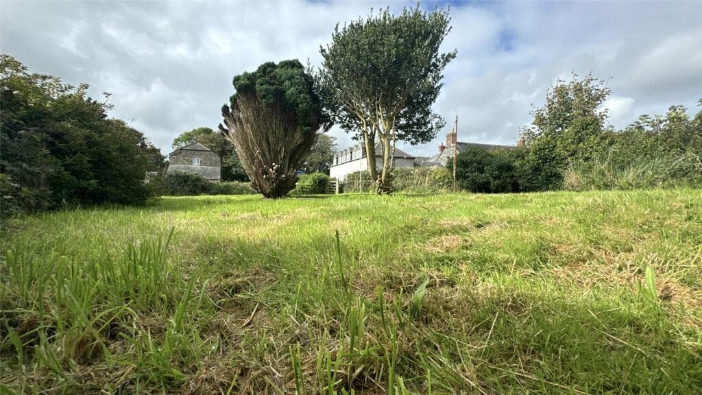 Trewarveneth Farm, Newlyn, Penzance, TR18 - Image 2
