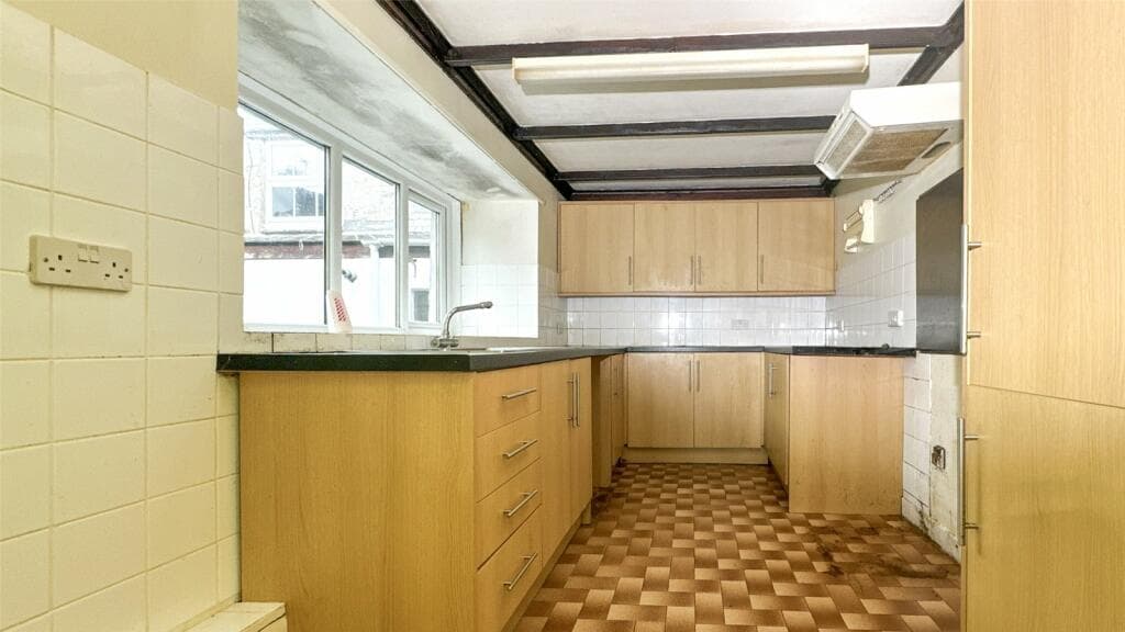 Trewarveneth Farm, Newlyn, Penzance, TR18 - Image 4