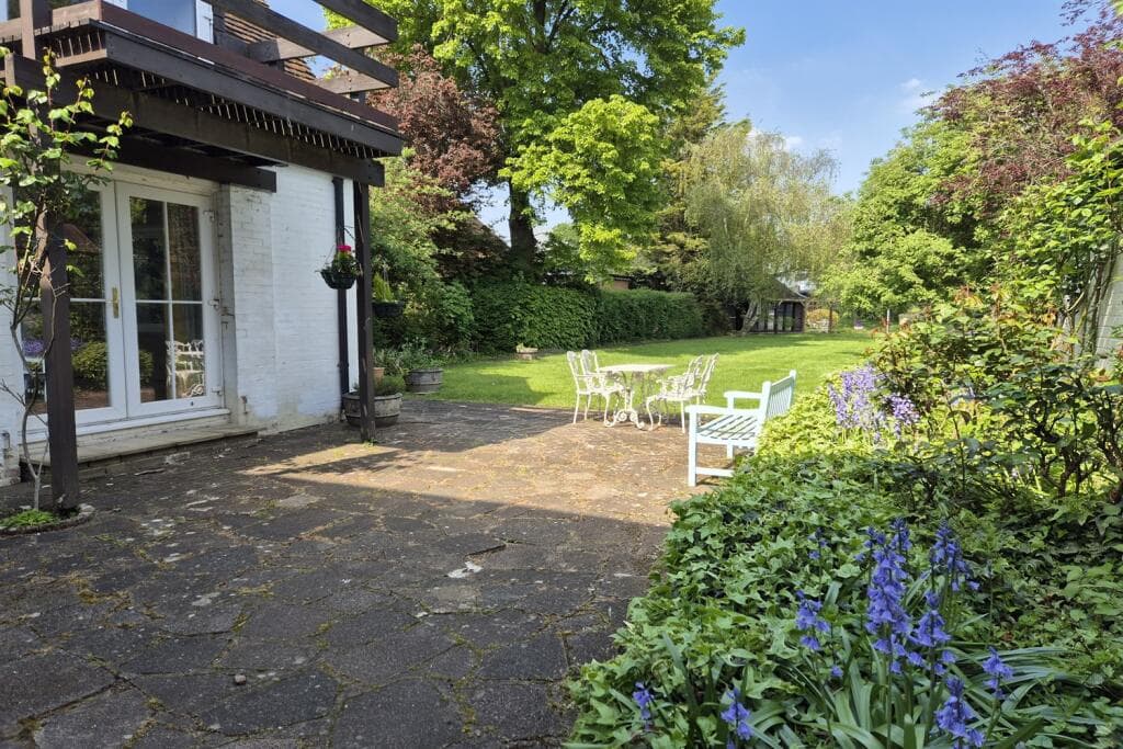 Quarrywood Road, Marlow - Image 3