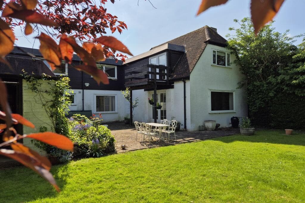 Quarrywood Road, Marlow - Image 5