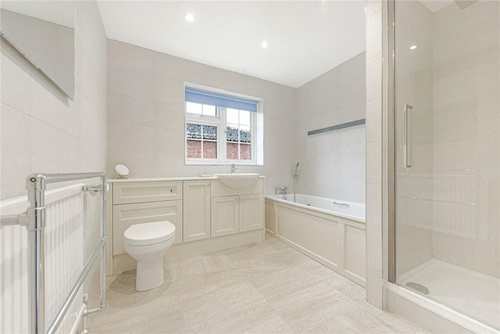 Oakfield Lane, Keston, BR2 - Image 5