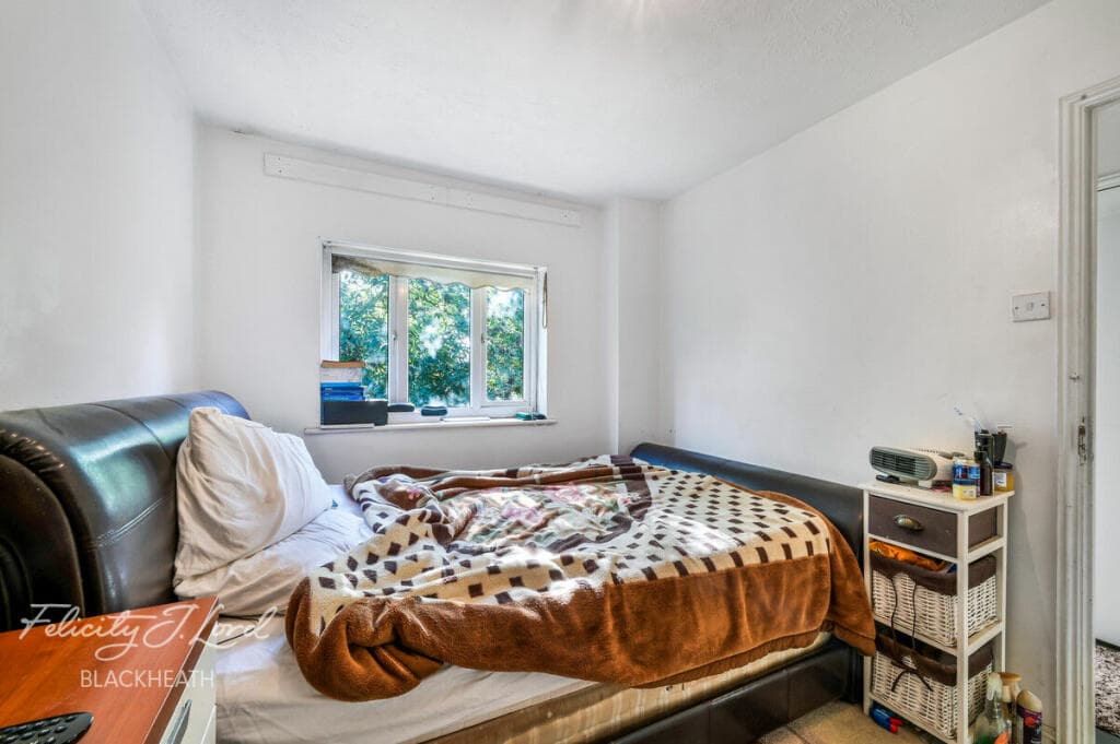 Bentham Road, London - Image 10