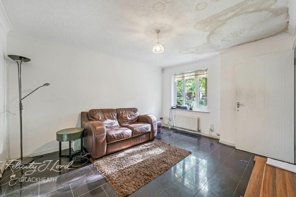 Bentham Road, London - Image 11
