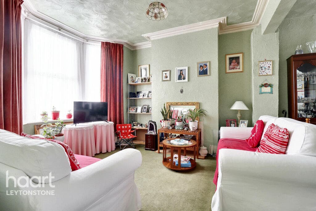 Dunedin Road, London - Image 2