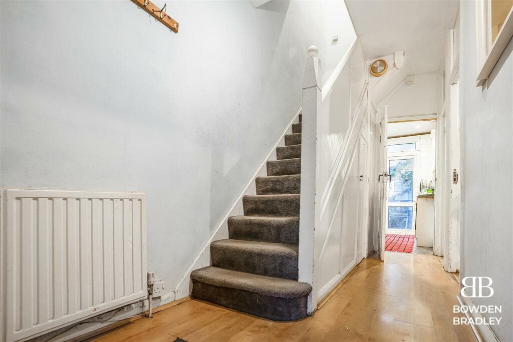 Huxley Drive, Chadwell Heath - Image 3