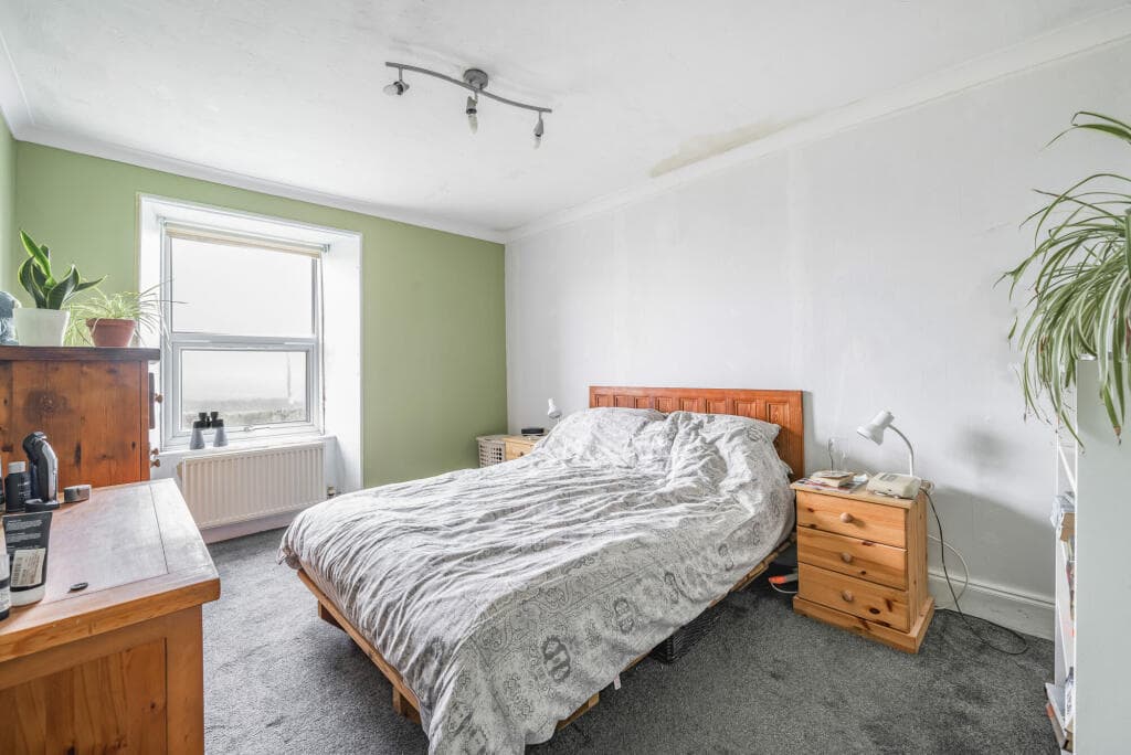 Croft Mitchell, Troon, Camborne - Image 9