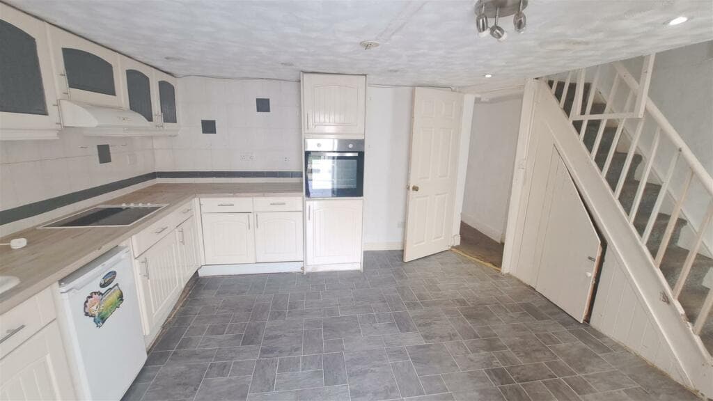 Pendarves Street, Tuckingmill - Image 2