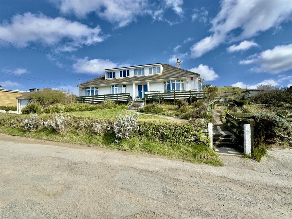 Ramoth Way, Perranporth - Image 1