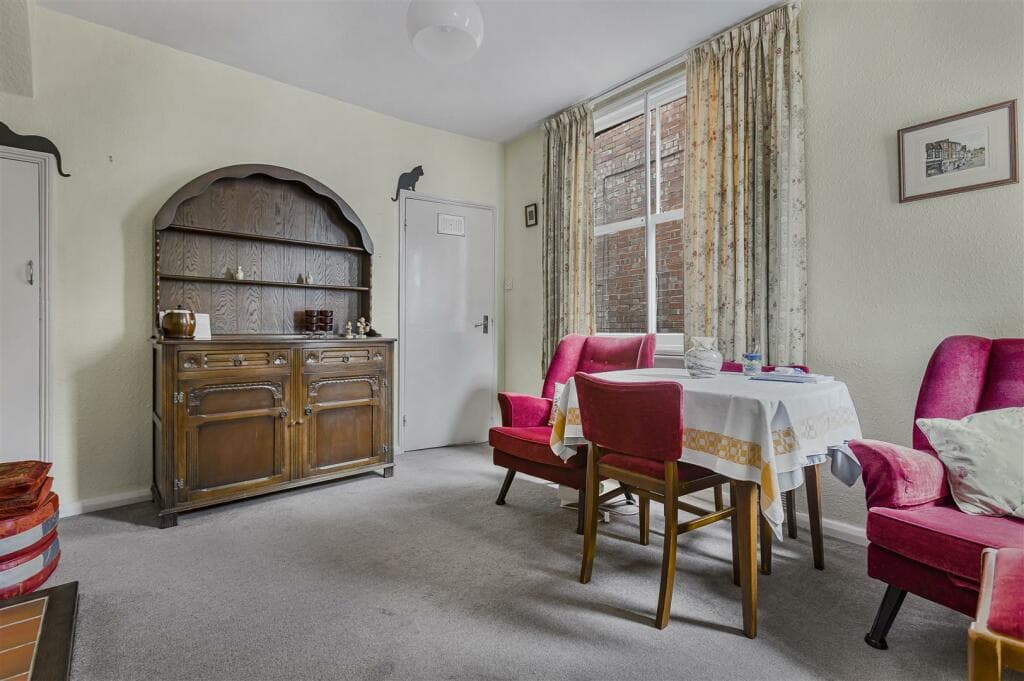 Gorwell, Watlington - Image 4