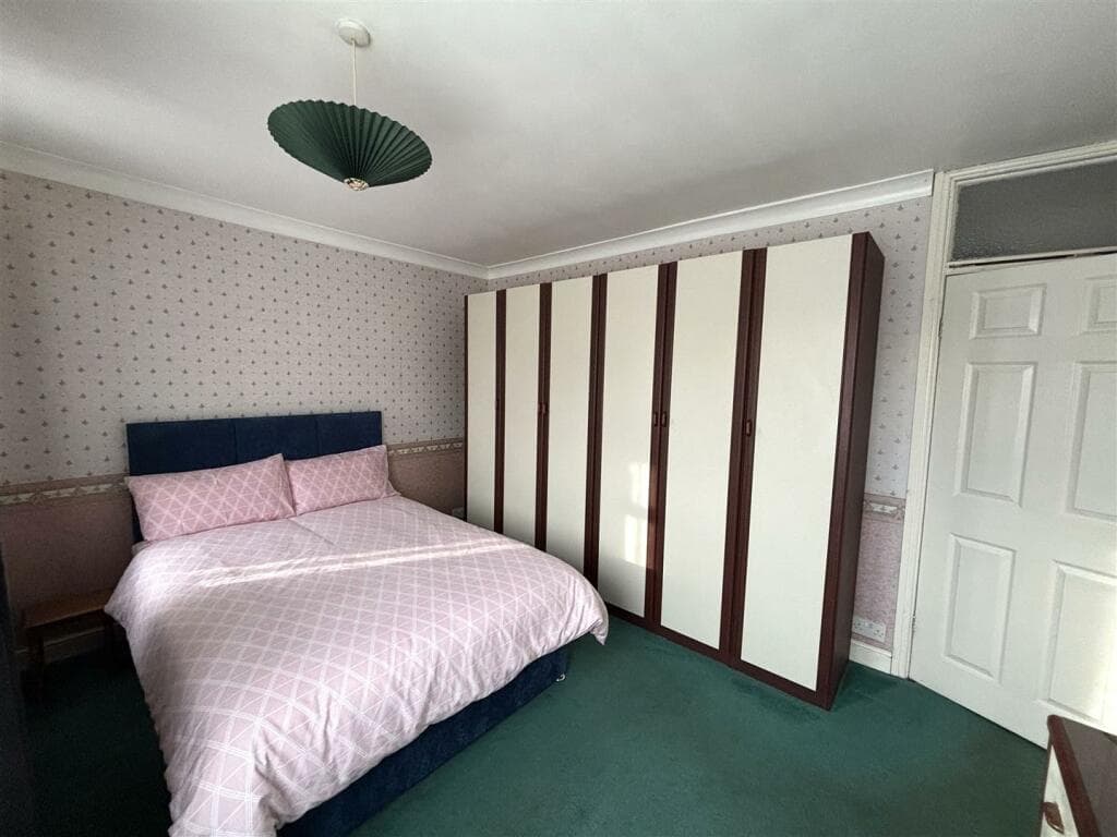 Broadley Crescent, Louth, LN11 - Image 8