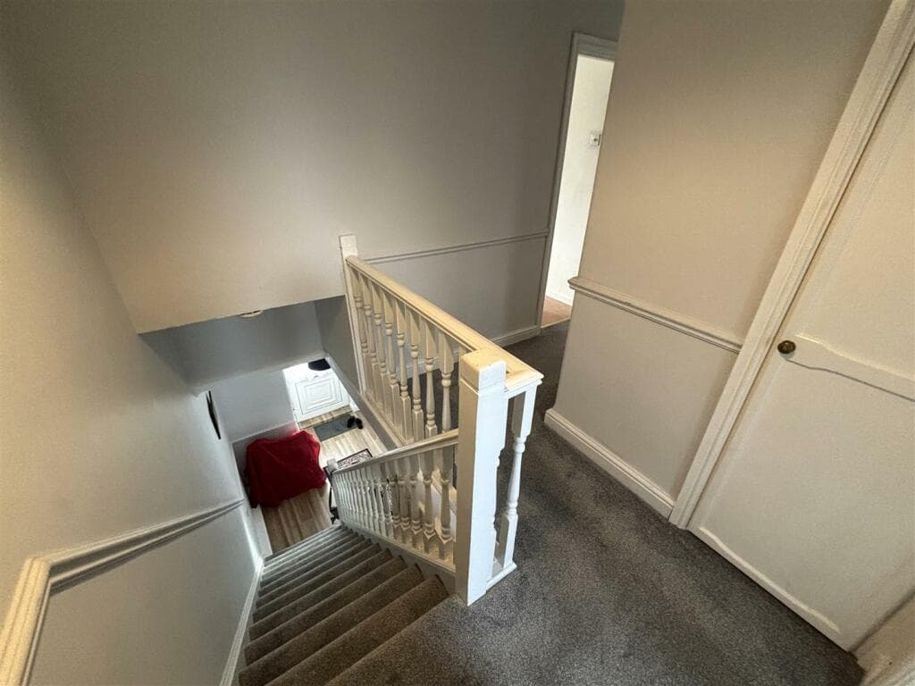 Broadley Crescent, Louth, LN11 - Image 6