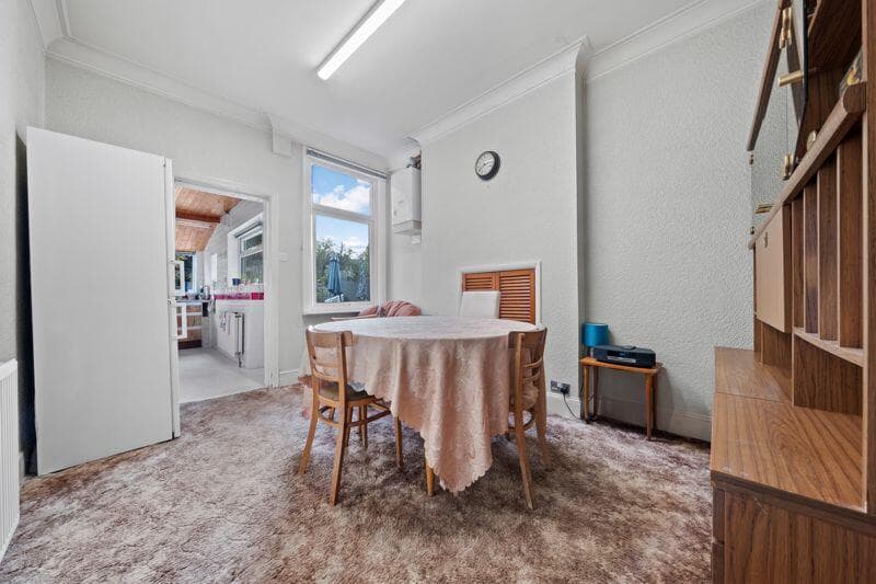 Montagu Gardens, Wallington - Image 5