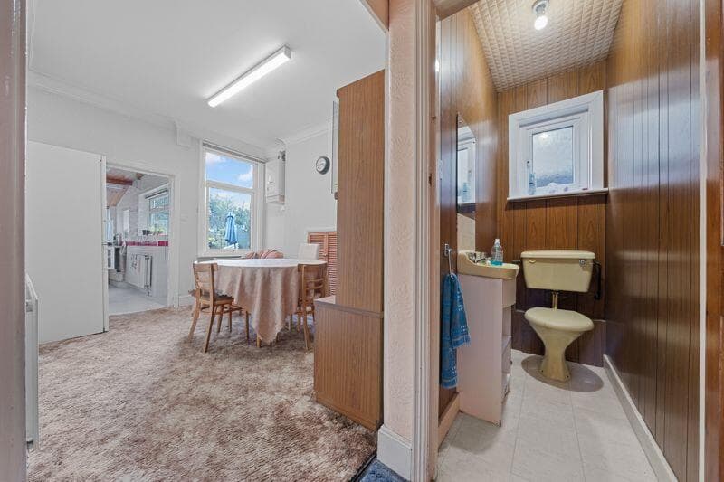 Montagu Gardens, Wallington - Image 6